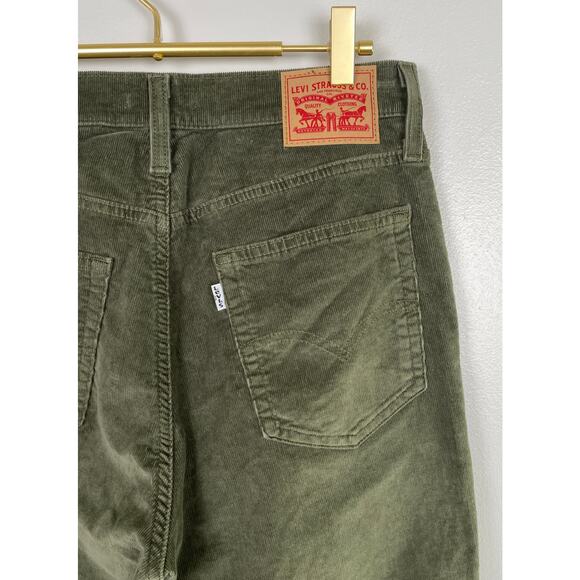 Levi’s 724 High Rise Straight Corduroy Pants Ivy Green Women’s 30 Casual Holiday - Picture 12 of 16